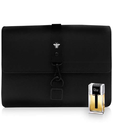 complimentary dior pouch|dior men's pouch.